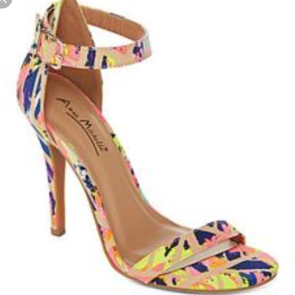 Anne Michelle women heels size 6